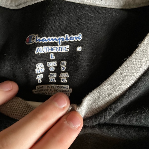 Black champion t-shirt - Picture 2 of 2